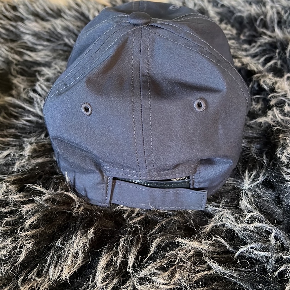Baseball cap 🧢 - Picture 3 of 3